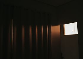 A Room With No Single View